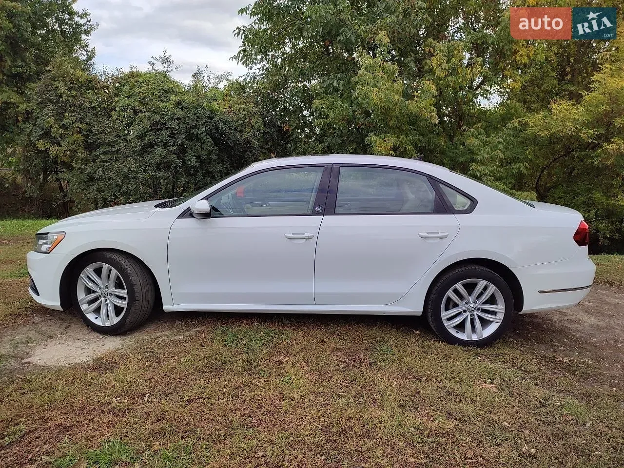 Volkswagen Passat 2018 photo 5