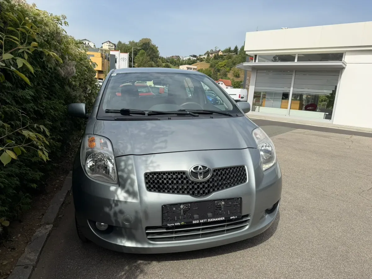 Toyota Yaris 2007 photo 3