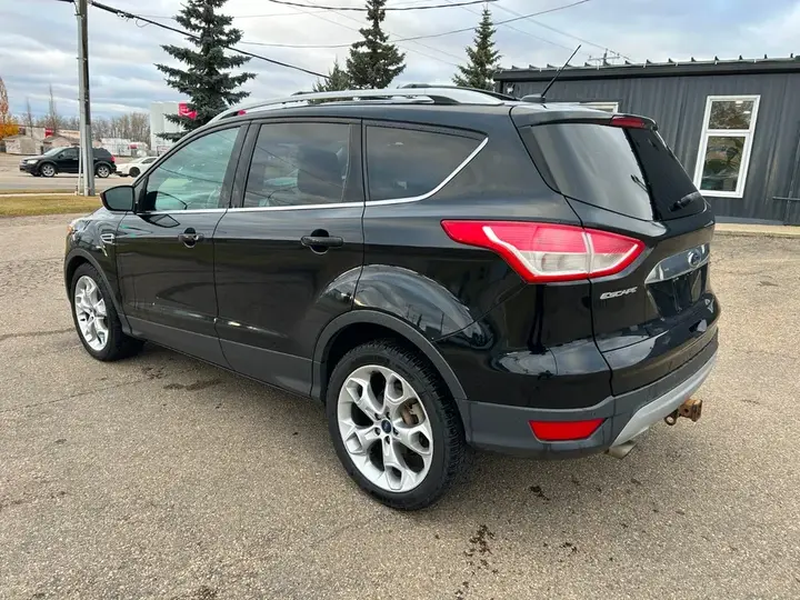 Ford Escape 2016 photo 3