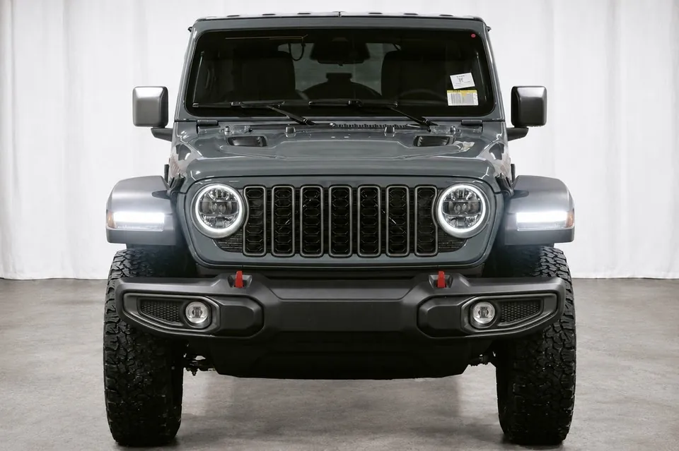 Jeep Wrangler 2026 photo 2