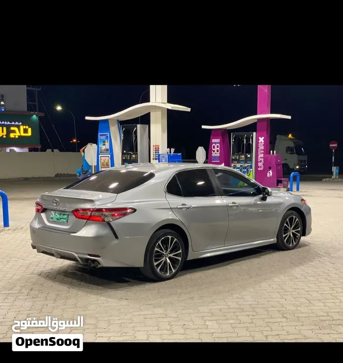 Toyota Camry Se 2019 photo 2