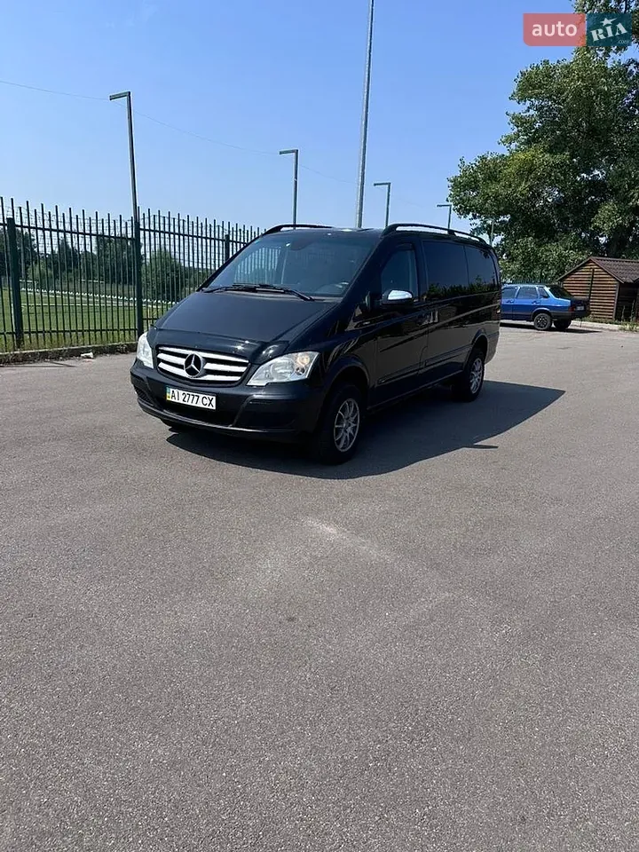 Mercedes-Benz Viano 2012 photo 4