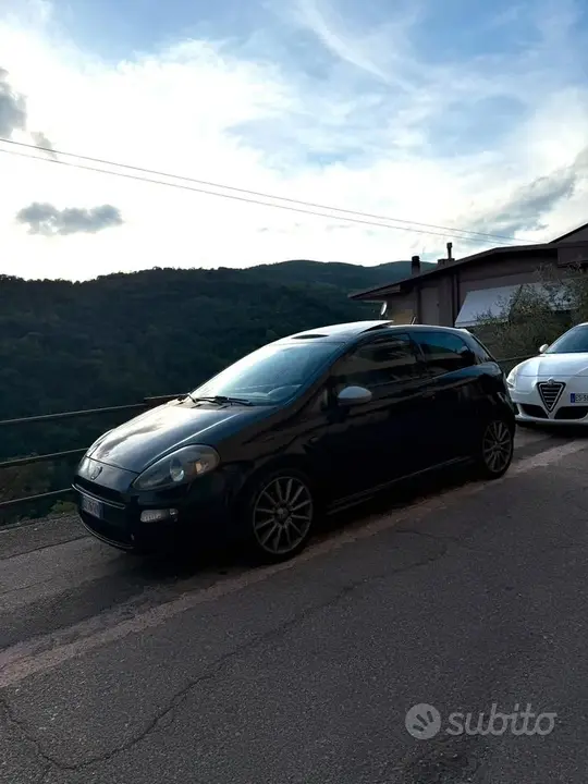 Fiat Punto 2012 photo 4