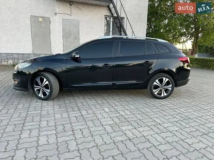 Renault Megane 2014 photo 2
