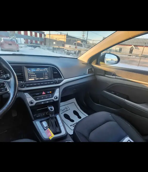 Hyundai Elantra 2018 photo 4