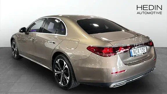 Mercedes-Benz E 300 2024 photo 4