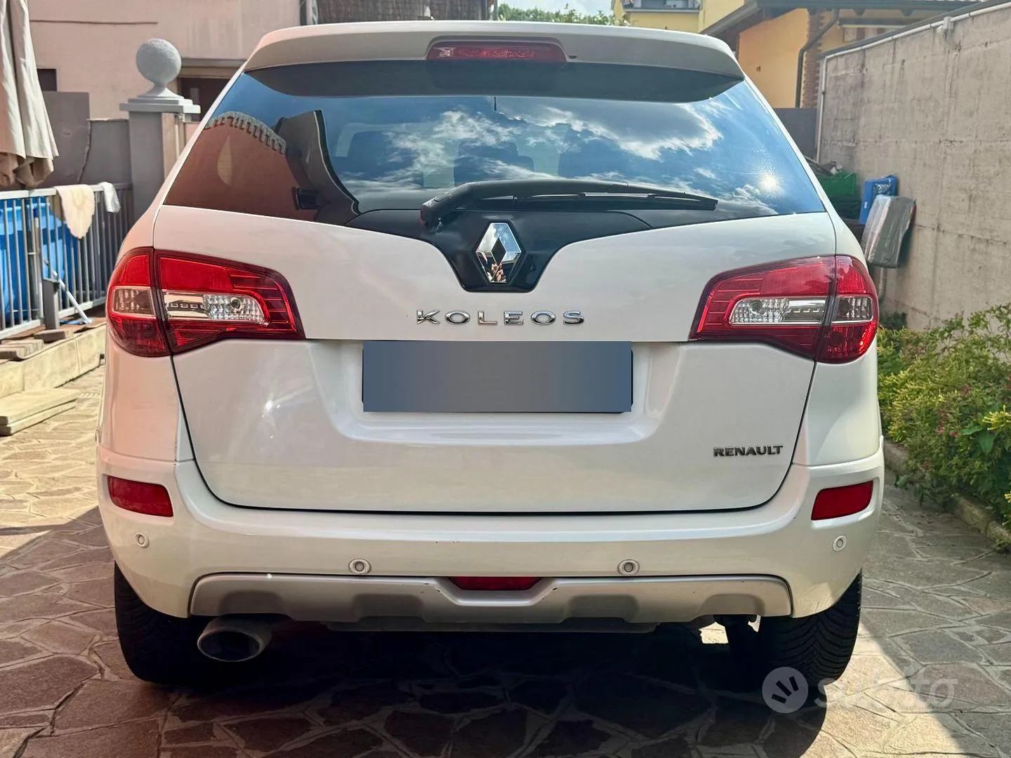 Renault Koleos 2011 photo 2