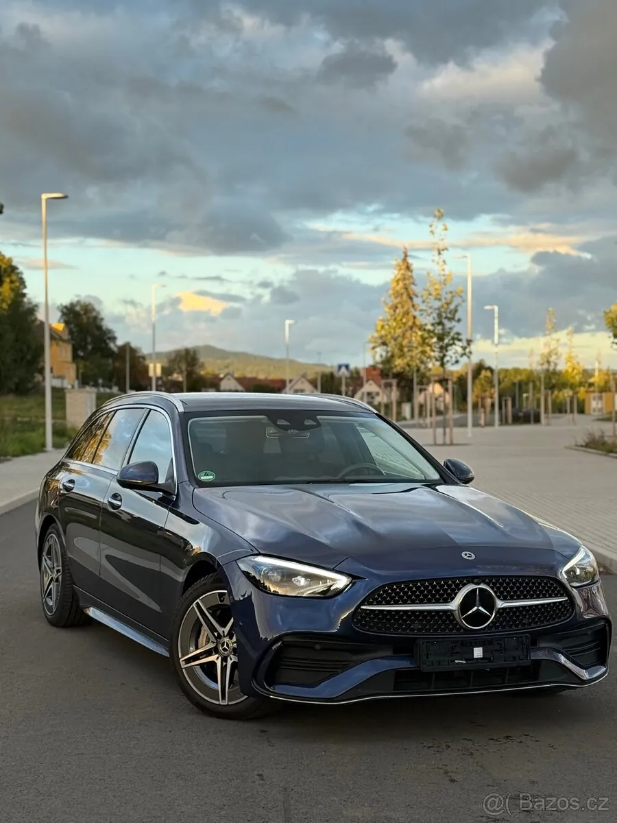 Mercedes-Benz C-Class 2023 photo 3