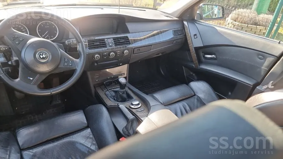 BMW 530 2004 photo 4
