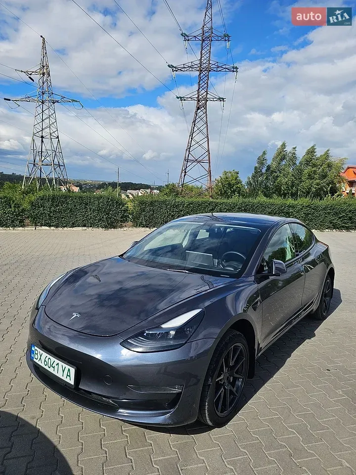 Tesla Model 3