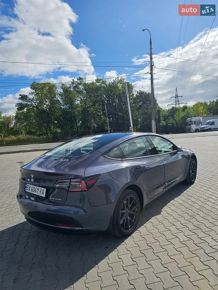 Tesla Model 3 2022 photo 5