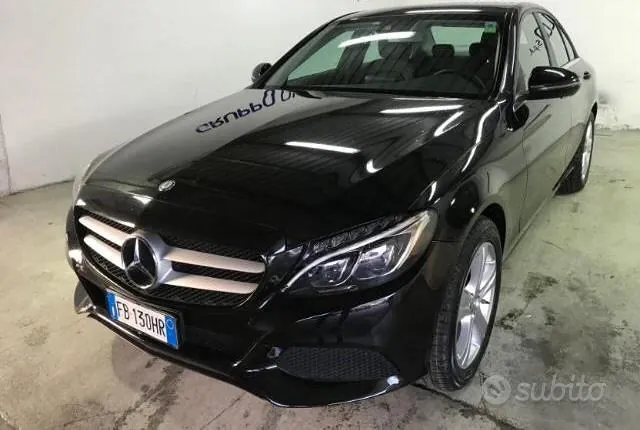 Mercedes-Benz C200