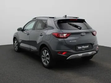 Kia Stonic 2021 photo 2