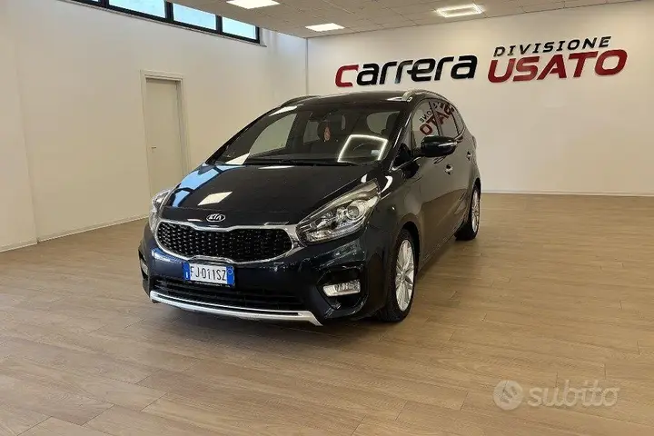 Kia Carens 2017 photo 3