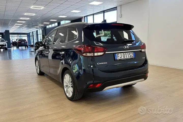Kia Carens 2017 photo 5
