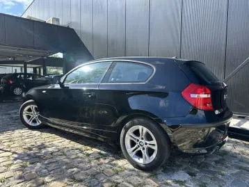 BMW 1 Series 2010 photo 3