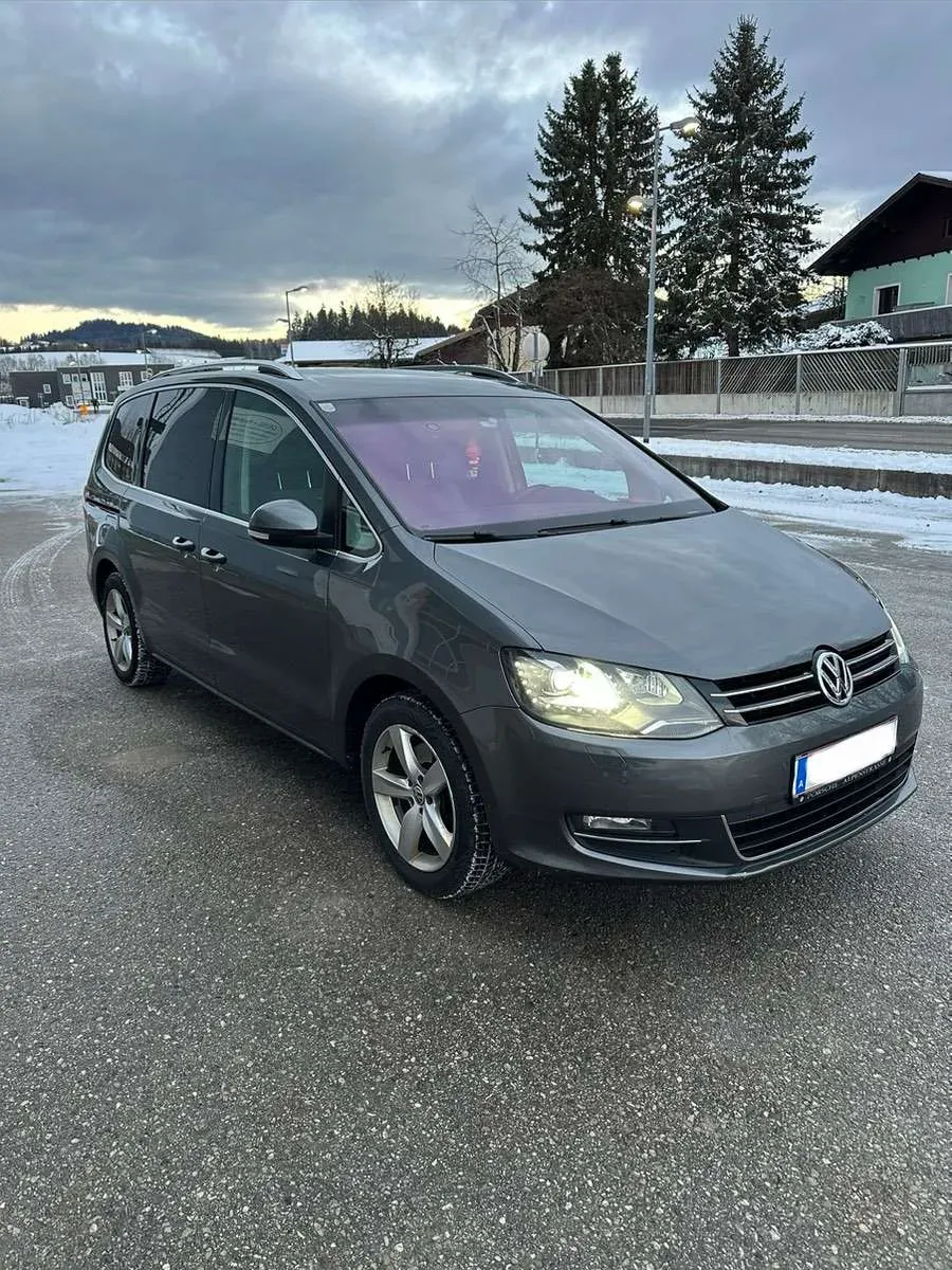 Volkswagen Sharan 2010 photo 2
