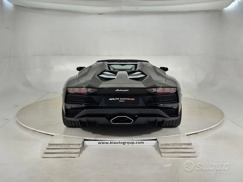 Lamborghini Aventador 2021 photo 3