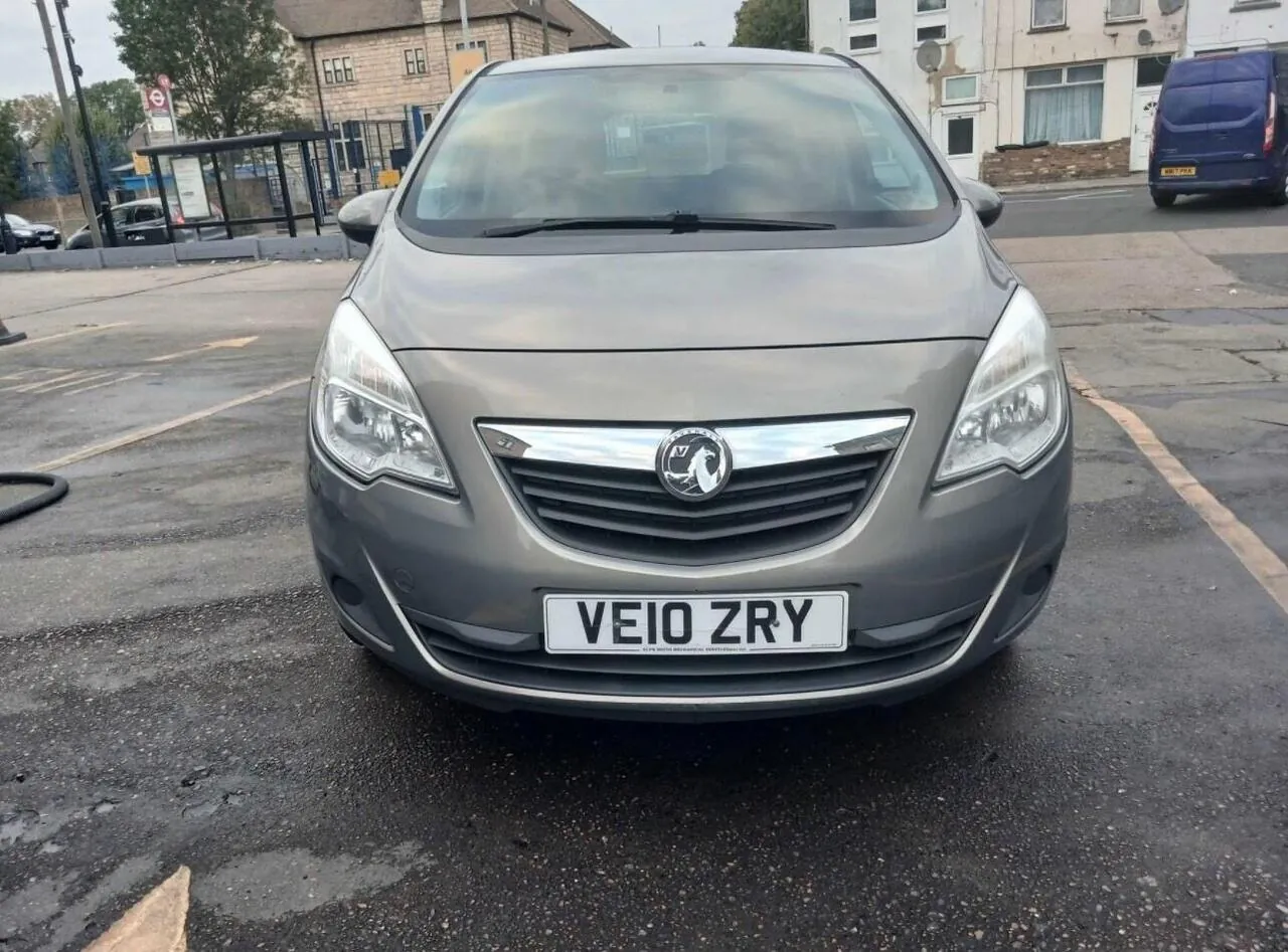 Vauxhall Meriva 2010 photo 2