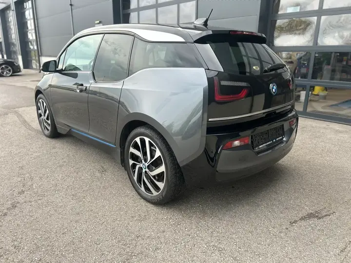 BMW I3 2020 photo 2