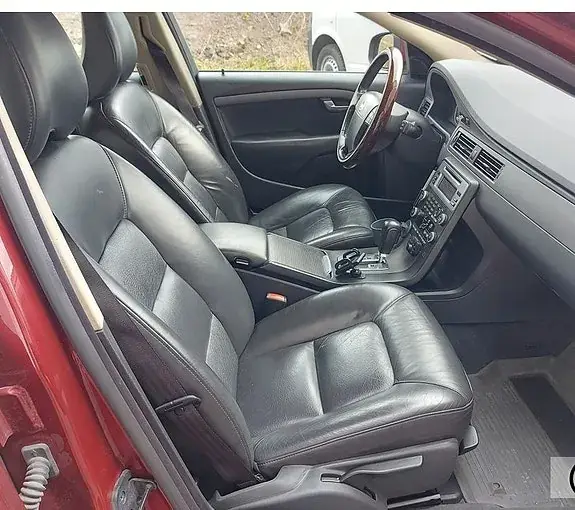 Volvo V70 2008 photo 4