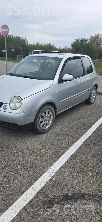 Volkswagen Lupo 2002 photo 2