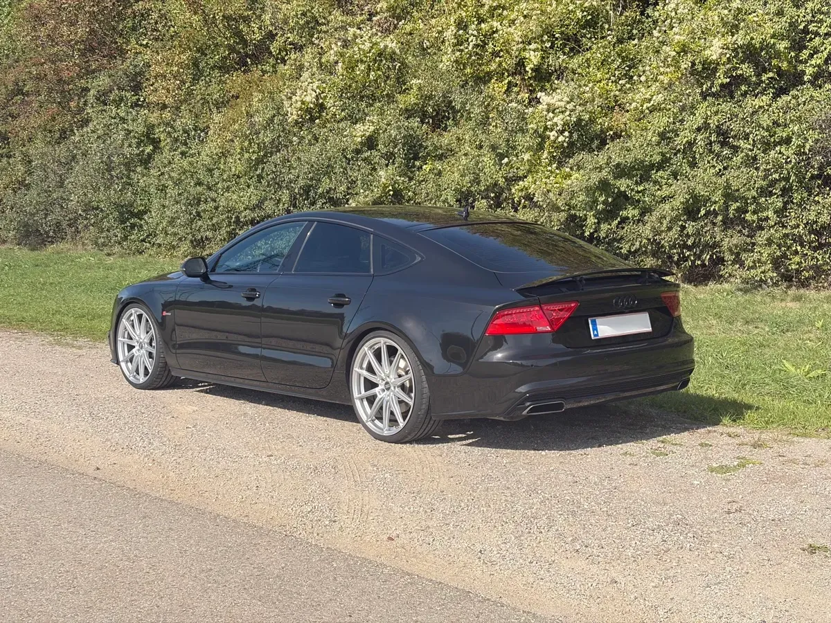 Audi A7 2011 photo 3