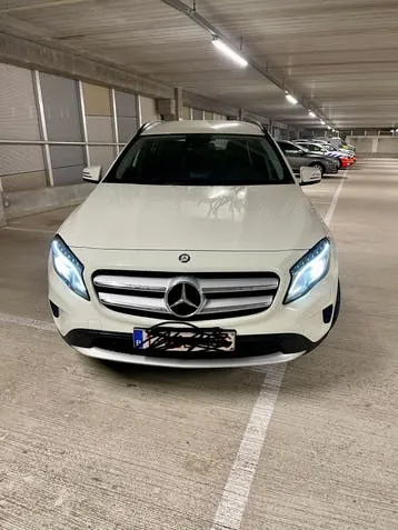 Mercedes-Benz Gla200 D