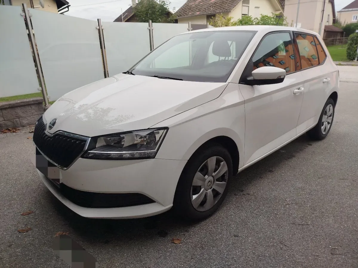 Skoda Fabia 2021 photo 2