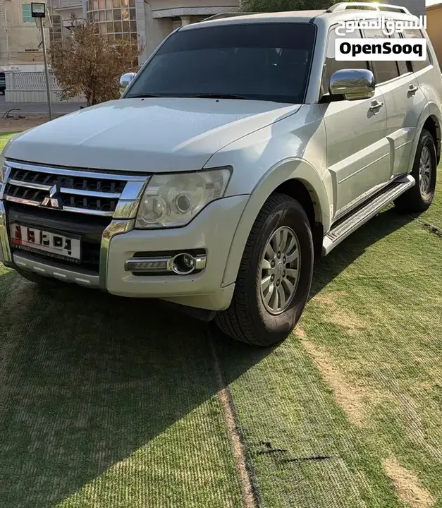 Mitsubishi Pajero 2015 photo 2