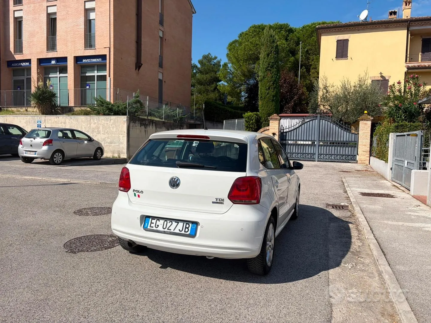 Volkswagen Polo 2011 photo 2