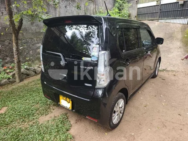 Suzuki Wagon R 2014 photo 3