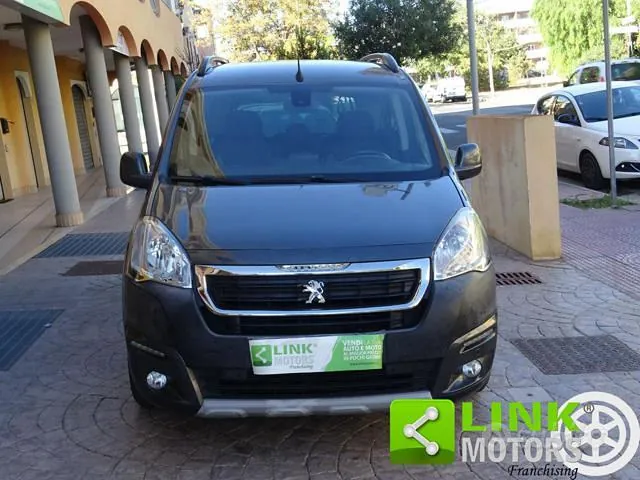 Peugeot Partner 2016 photo 2