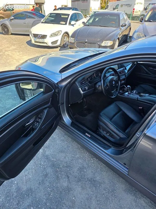 BMW 5 Series 2011 photo 5