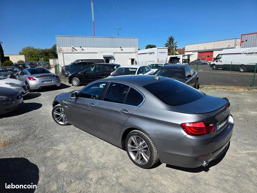 BMW 5 Series 2011 photo 3