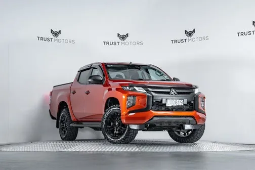 Mitsubishi Triton