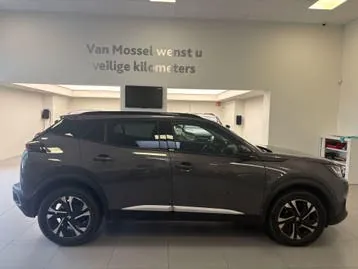 Peugeot 2008 2022 photo 2