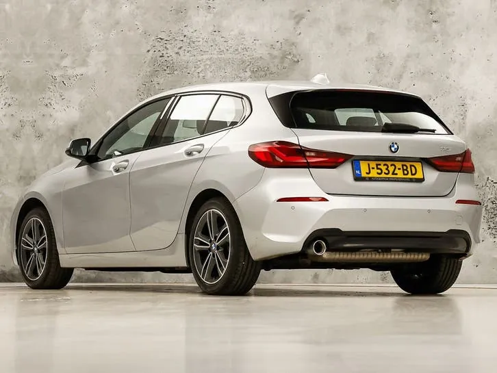 BMW 1 Series 2020 photo 3