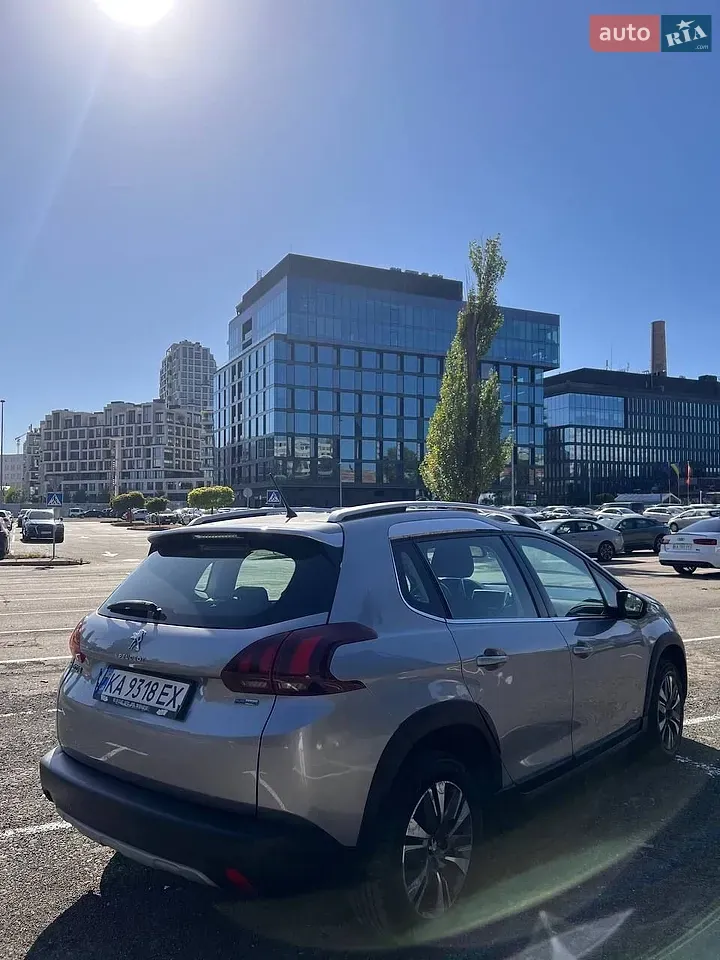 Peugeot 2008 2017 photo 4