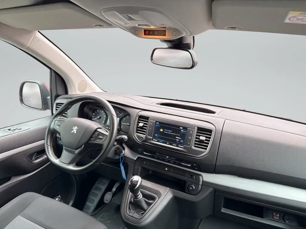 Peugeot Traveller 2020 photo 3