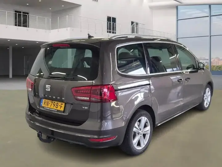 Seat Alhambra 2018 photo 3