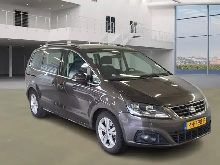 Seat Alhambra 2018 photo 2