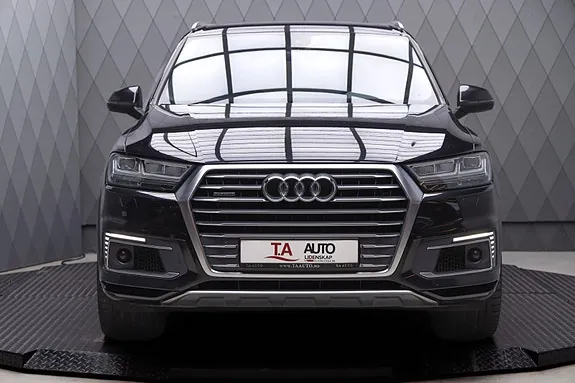 Audi Q7 2017 photo 4