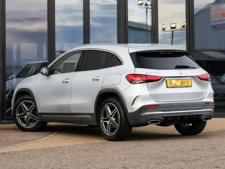 Mercedes-Benz Gla 2021 photo 2