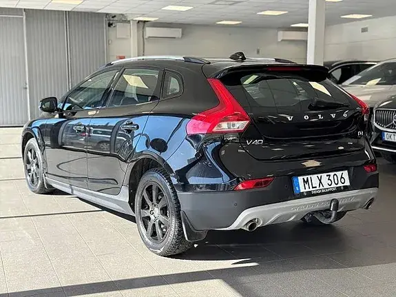 Volvo V40 Cross Country 2015 photo 4