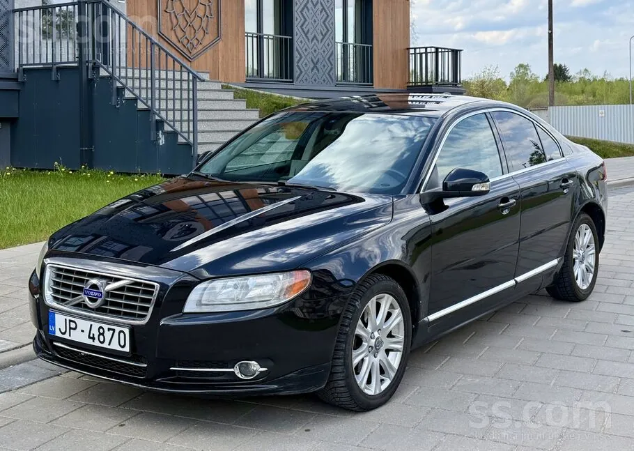Volvo S80 2010 photo 2