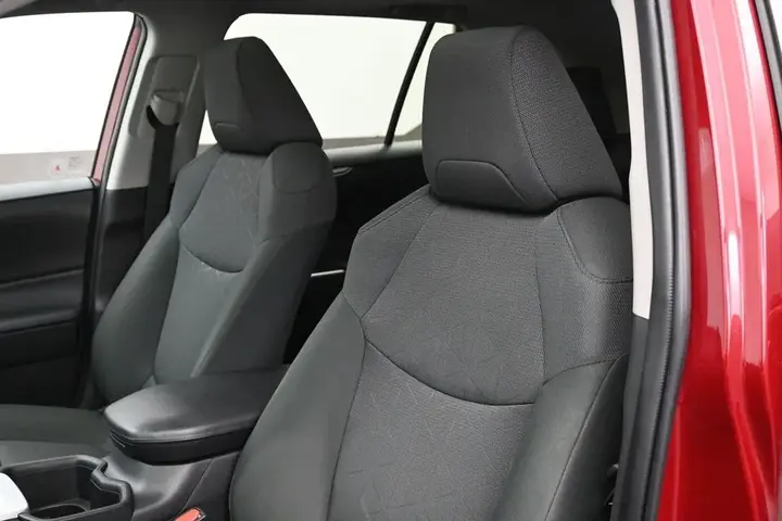 Toyota Rav4 2024 photo 4