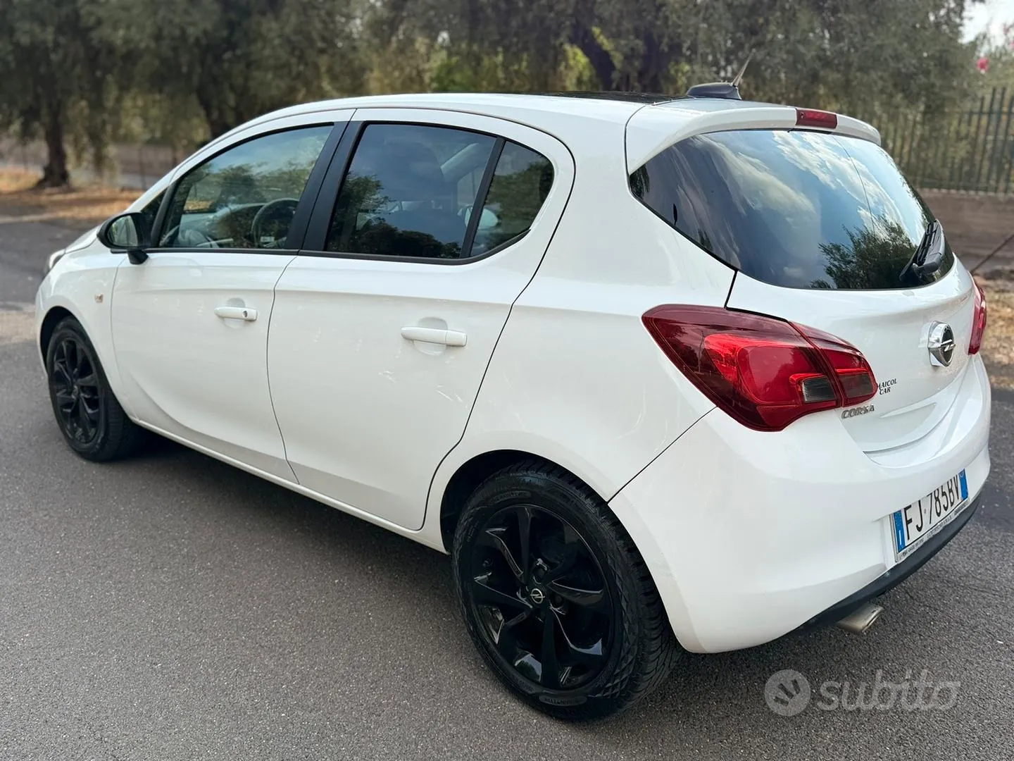Opel Corsa B 2017 photo 3