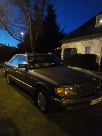 Mercedes-Benz W126