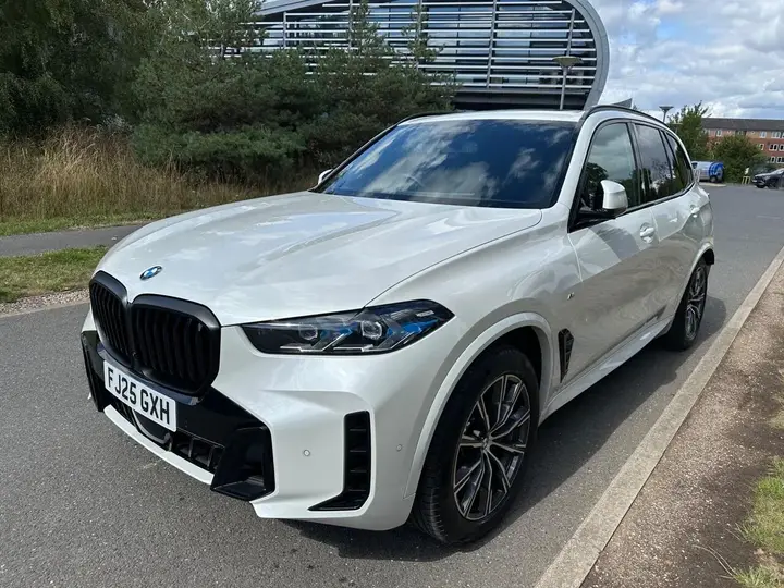 BMW X5 2025 photo 3